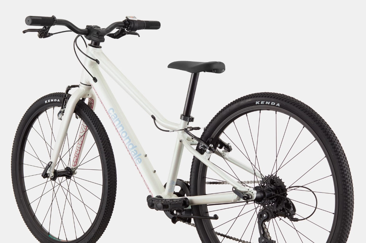 Cannondale Quick 24" 7 Speed Kid's Bike (recommended height 4'1" to 4'6")