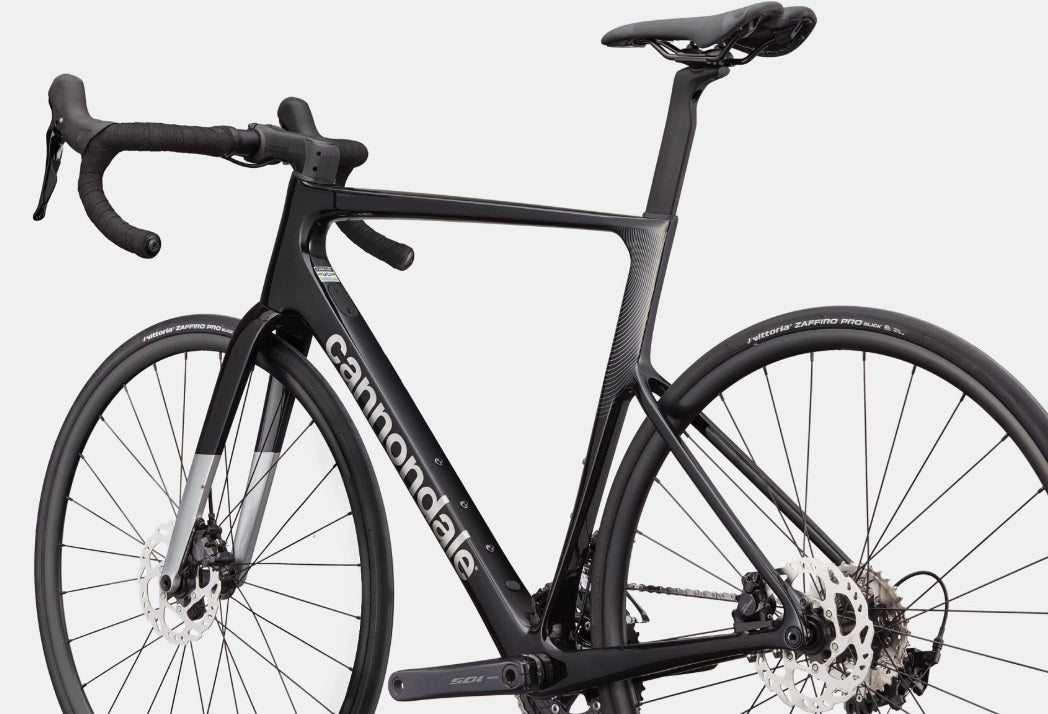 Cannondale SuperSix EVO Carbon 4 Shimano 105 12 Speed Disc Road Bike