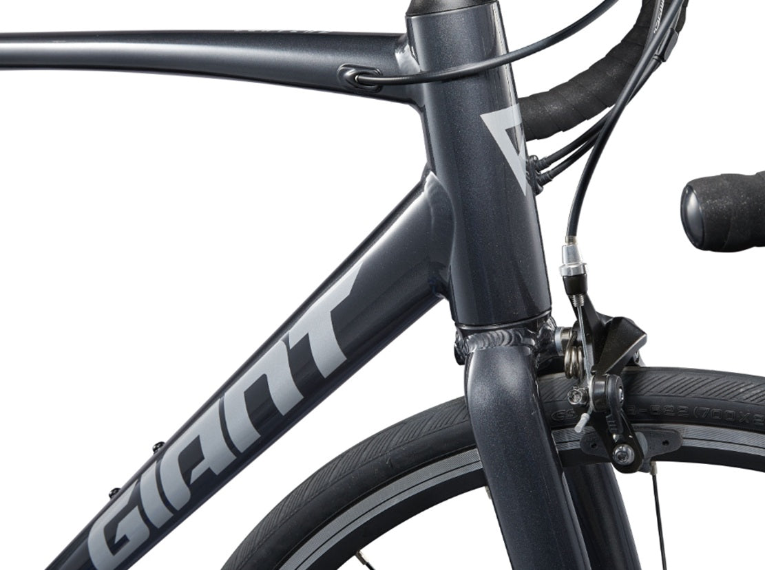 Giant Contend 3 Road Bike