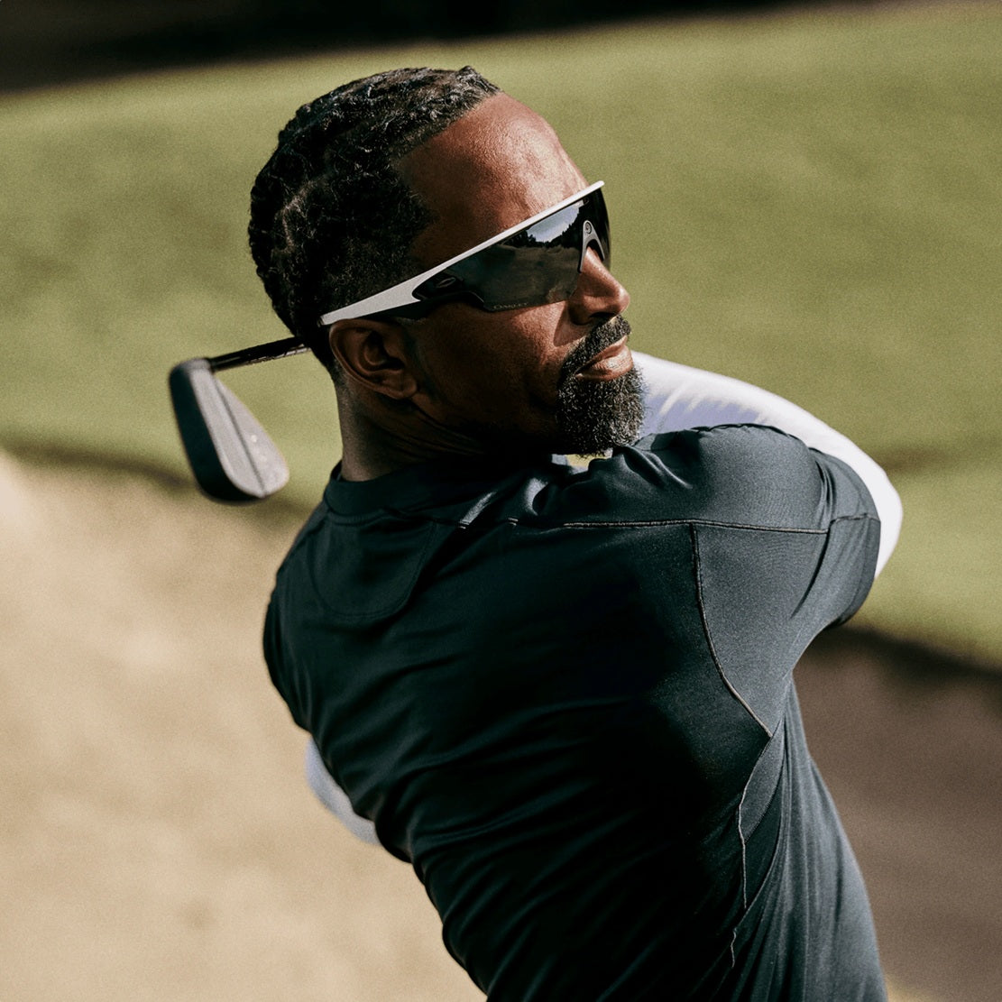 Oakley Meta Vanquish AI Sunglasses Powered by Meta AI and Garmin