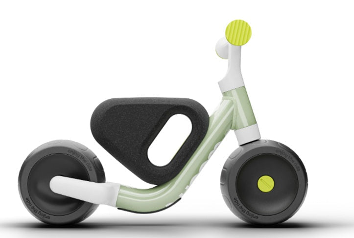 Woom Wow Self-Balancing Toddler Balancing Bike