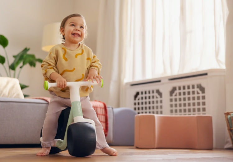 Woom Wow Self-Balancing Toddler Balancing Bike