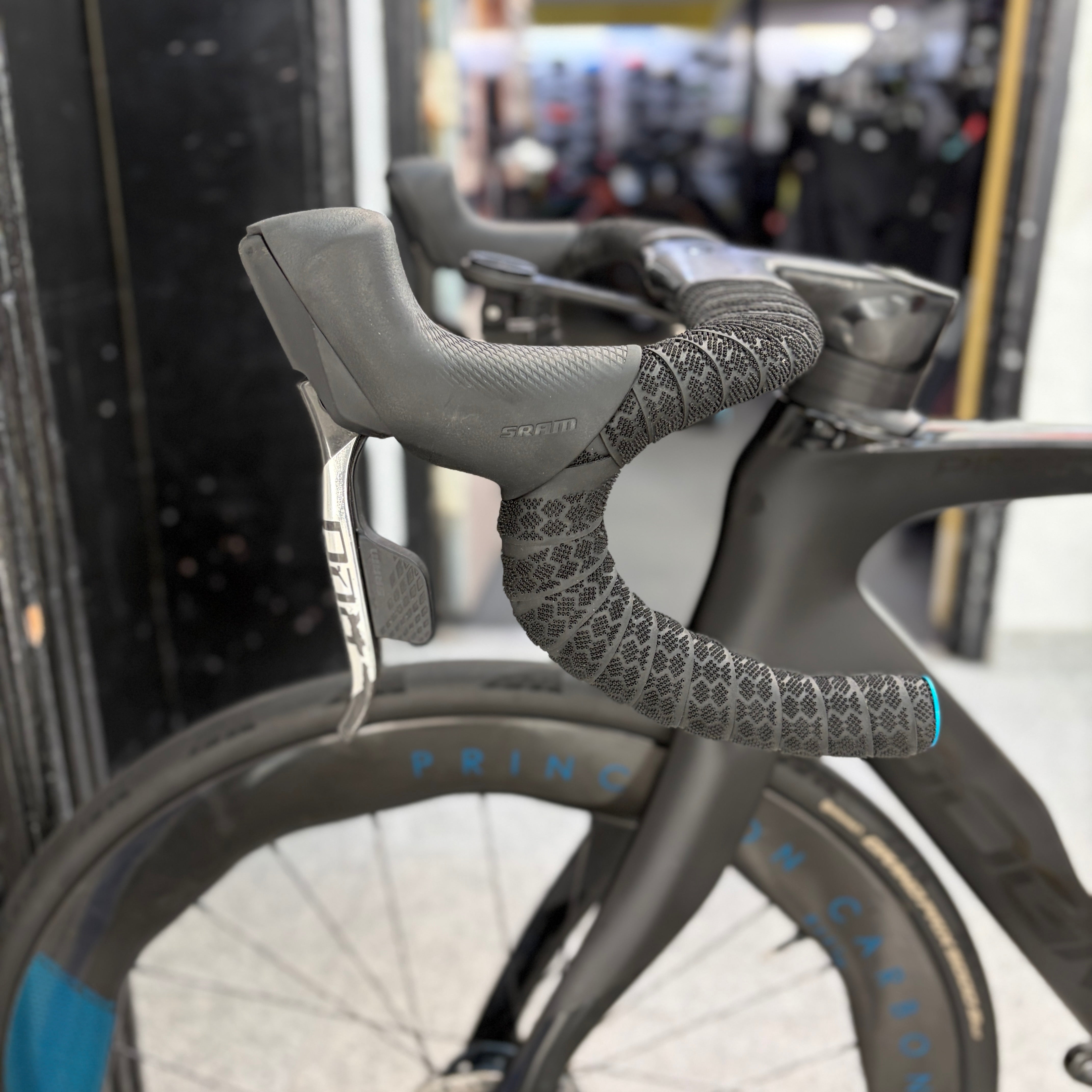 Pinarello Dogma F Dura Ace Di2 Carbon Road Bike with Princeton Wake 6560 - B633 - Crystal White -  54cm