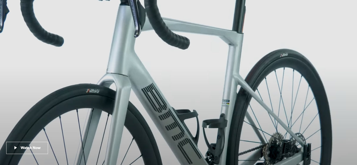 BMC Roadmachine 01 FOUR Road Bike