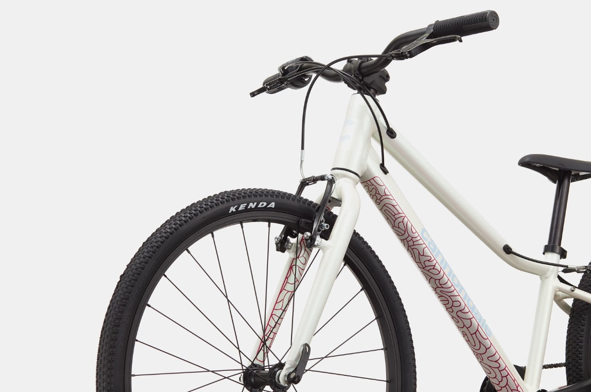 Cannondale Quick 24" 7 Speed Kid's Bike (recommended height 4'1" to 4'6")