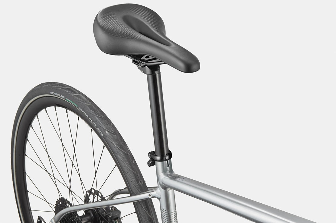 Cannondale Quick 3 Hybrid Bike