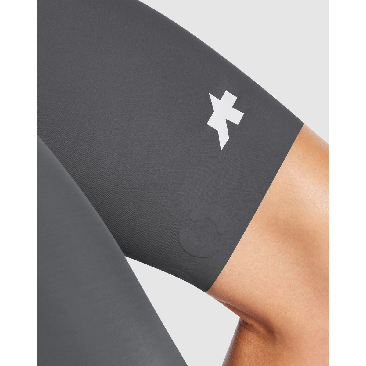 EQUIPE R Bib Shorts S11