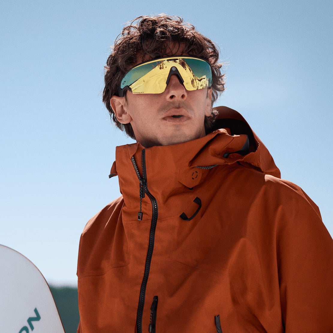 Oakley Meta Vanquish AI Sunglasses Powered by Meta AI and Garmin