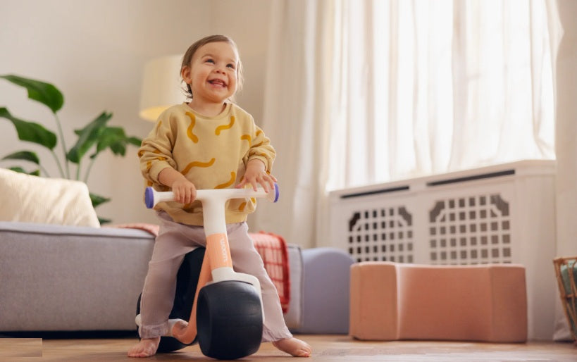 Woom Wow Self-Balancing Toddler Balancing Bike