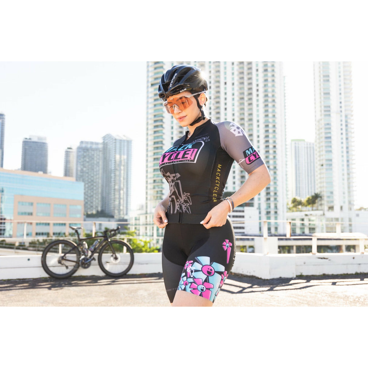 Mack Cycle Bib WM