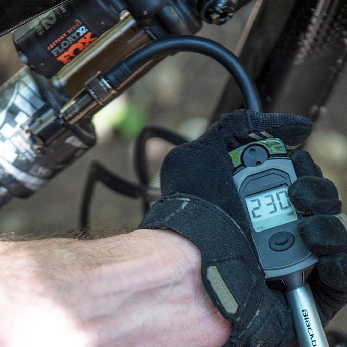 Blackburn Honest Digital Shock Pump